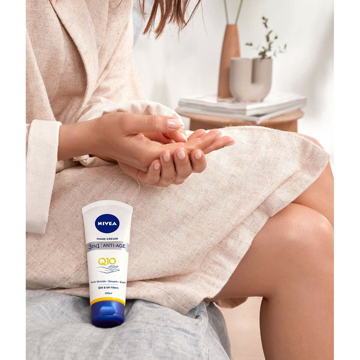 Anti-ageing Hand Cream Nivea Q10 3-in-1 100 ml - Nova Cosmetici